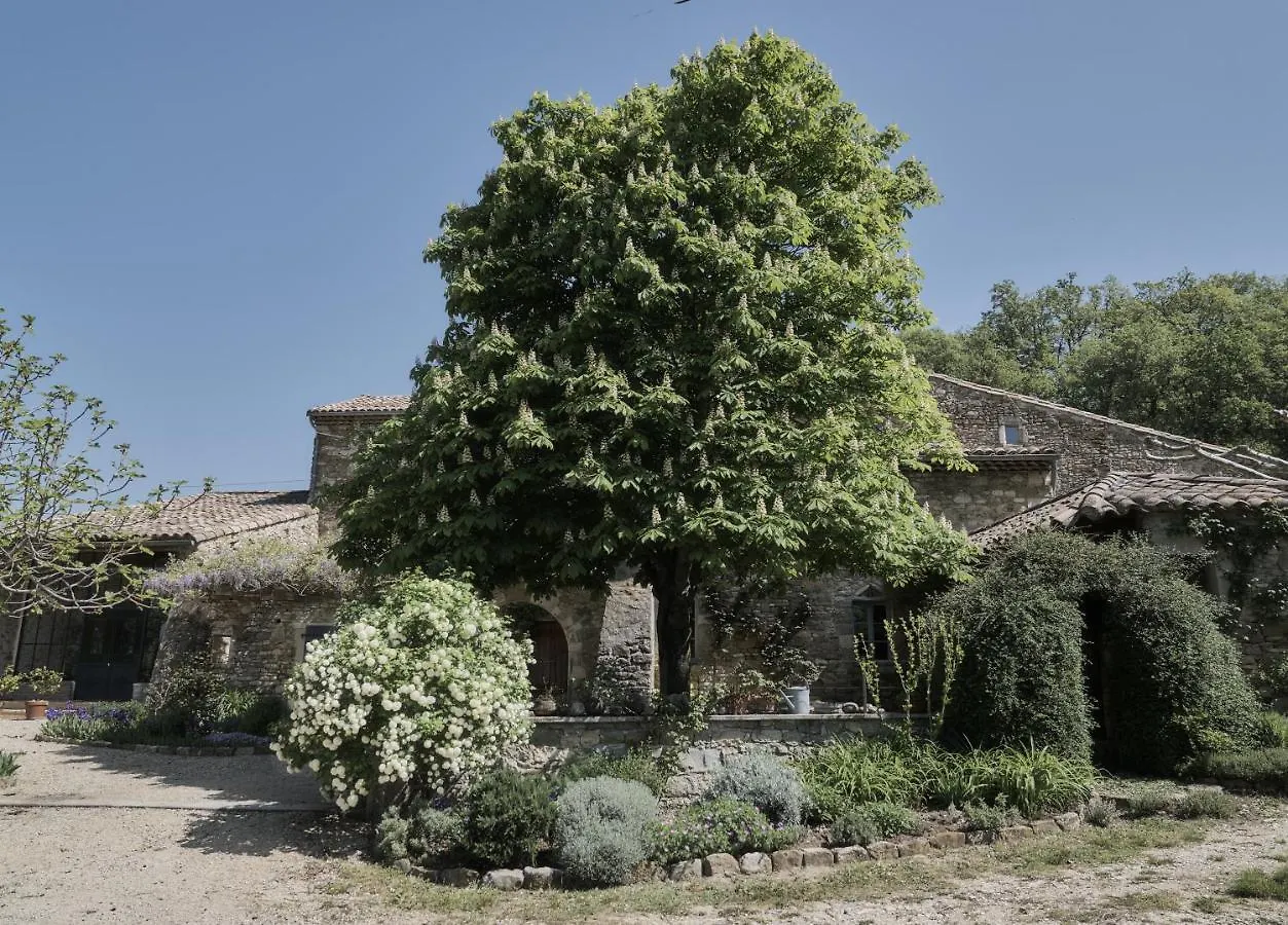 Guest house La Cour Du Marronnier Hotel Pont-de-Barret